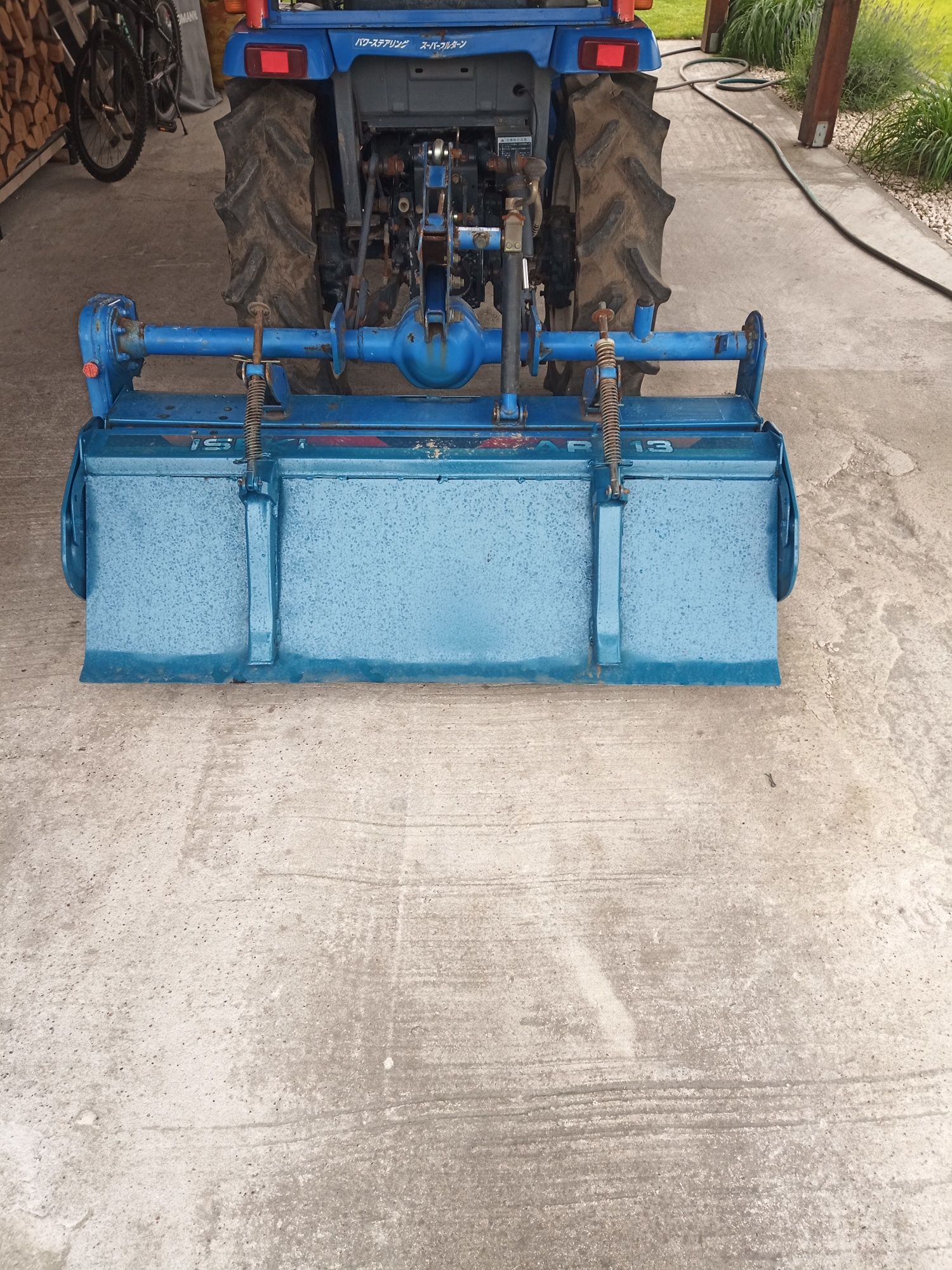 Wynajem wynajmę mini traktor z ładowaczem ładowarka