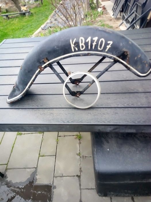 Błotnik motocyklowy