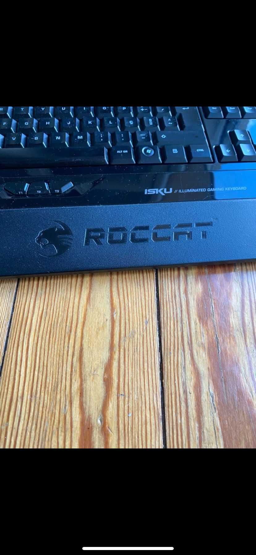 Teclado Roccat - leds azuis