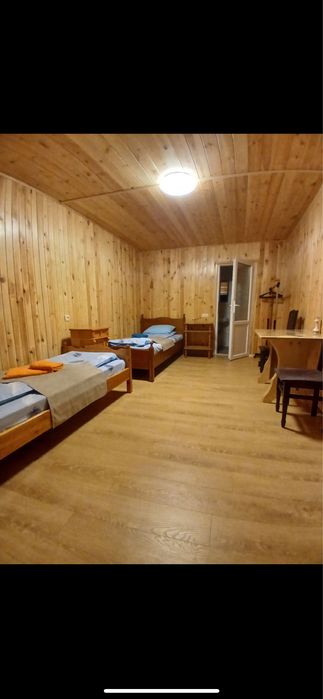 Кімнати подобовами, зі зручностями