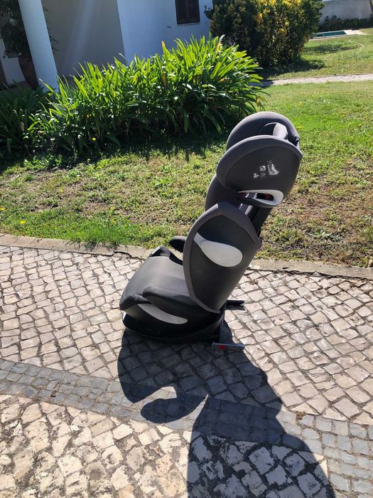 Excelente cadeira auto para criança de marca Sybec.