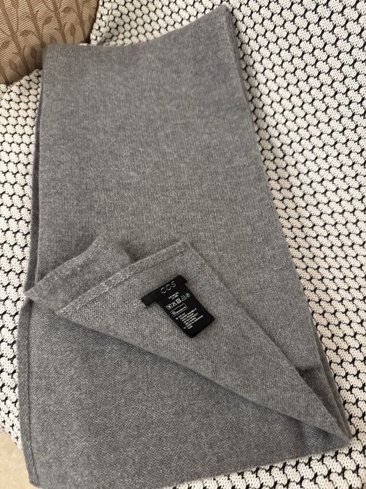 luksusowy kaszmirowy szal COS