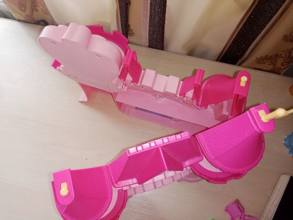 Замок для принцеси