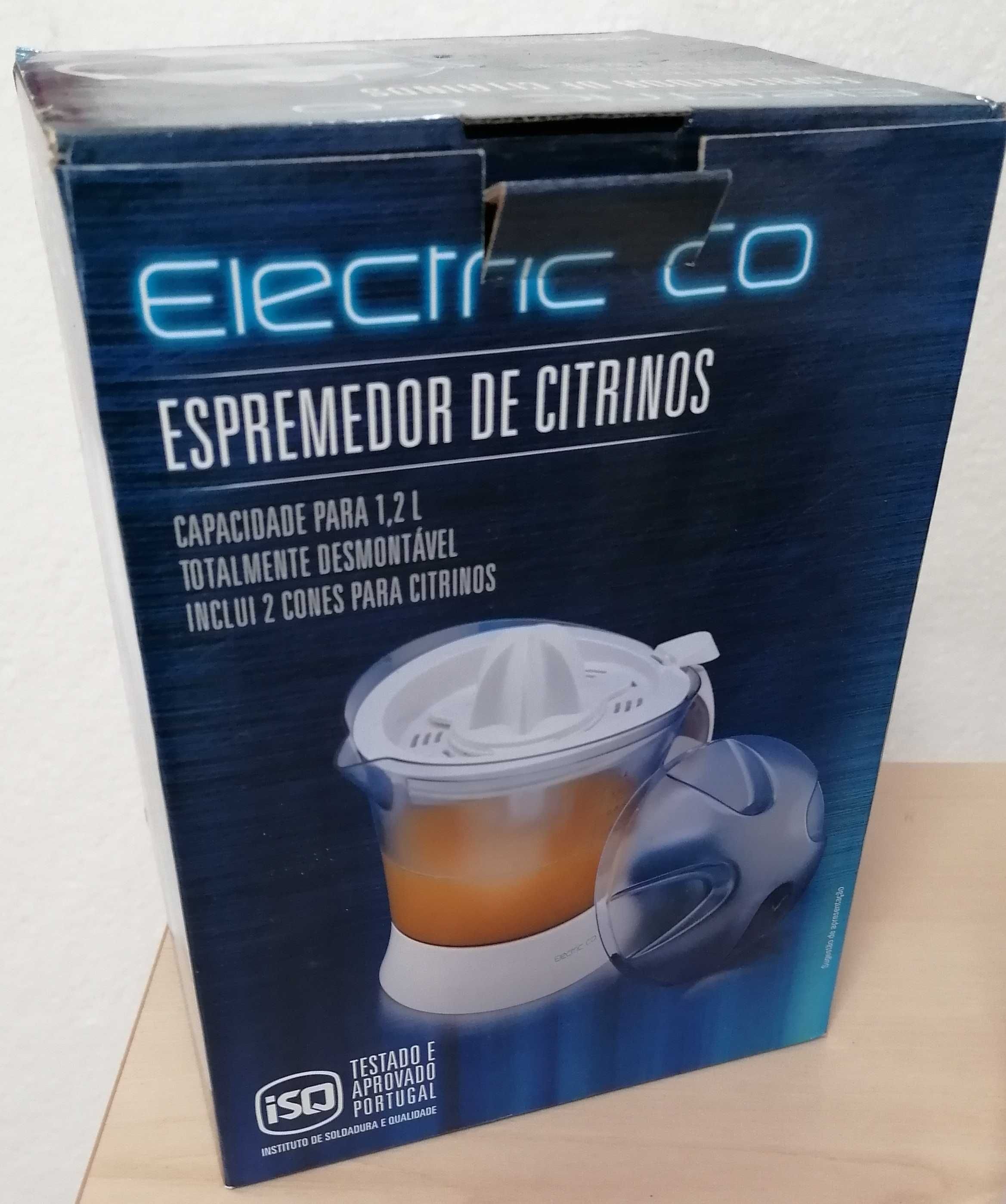 Espremedor de citrinos, "Electric co", por 5€