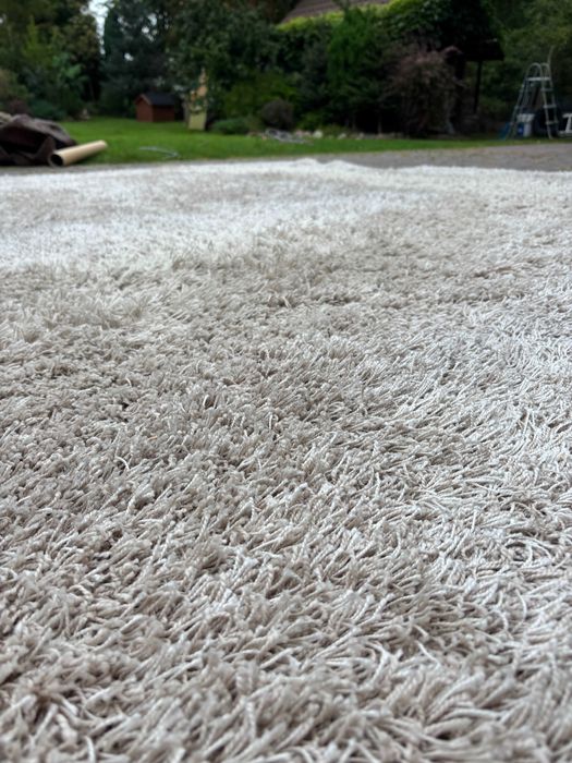 Wykładzina dywanowa typu shaggy