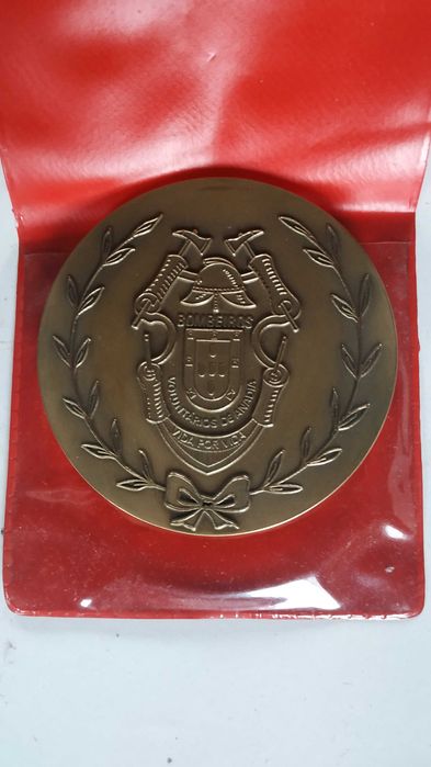 Medalha inauguração quartel bombeiros Anadia