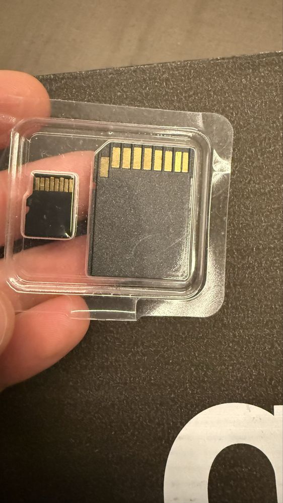 Продам карту памяти 4 Gb