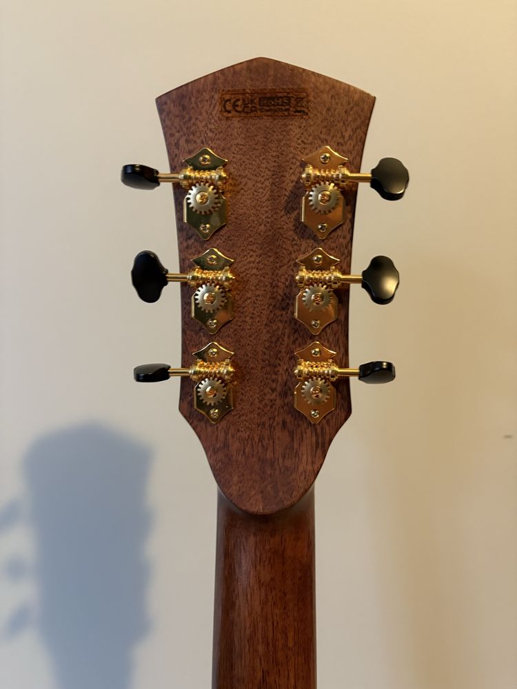 Gitara Cort Nat Gold