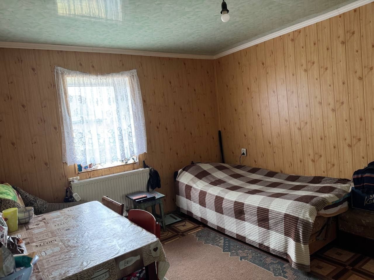 Будинок,  м. Красилів