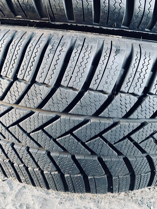 245 45 19 Bridgestone LM005 85% Зима 2023 Гарантія