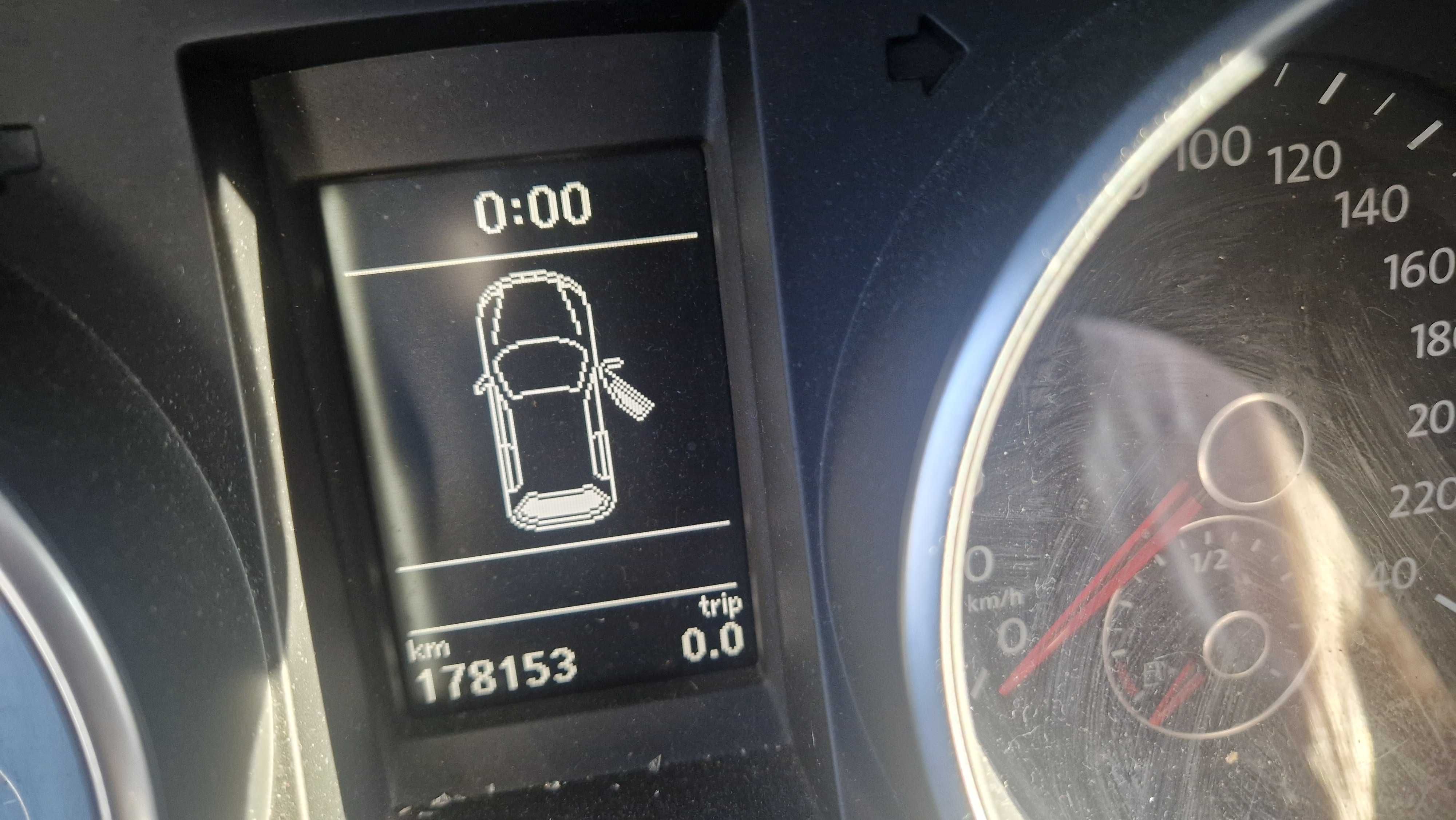 Vw Golf  Variant 1.6 tdi