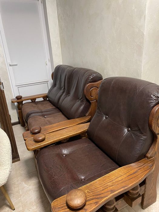 комплект диван та крісло