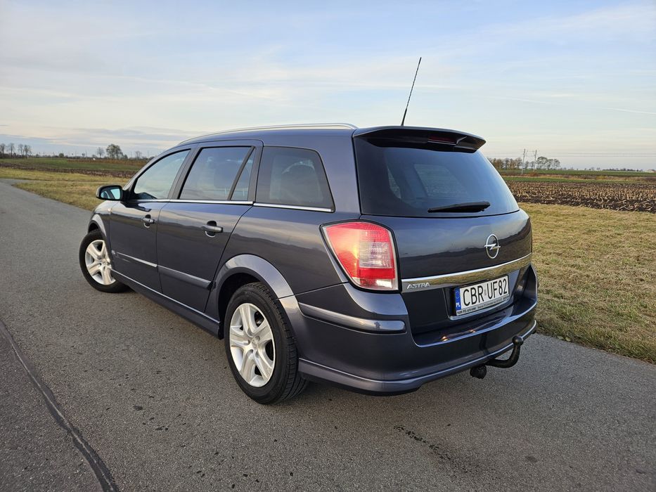 Opel Astra H Lift 1.6 Benzyna OPC Bi-xenon