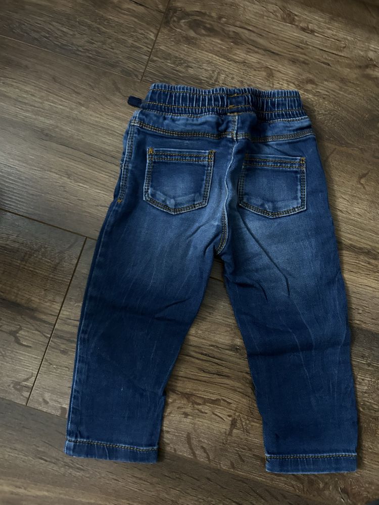 Spodnie jeansowe F&F Baby r 6-9m elastyczne bez wad