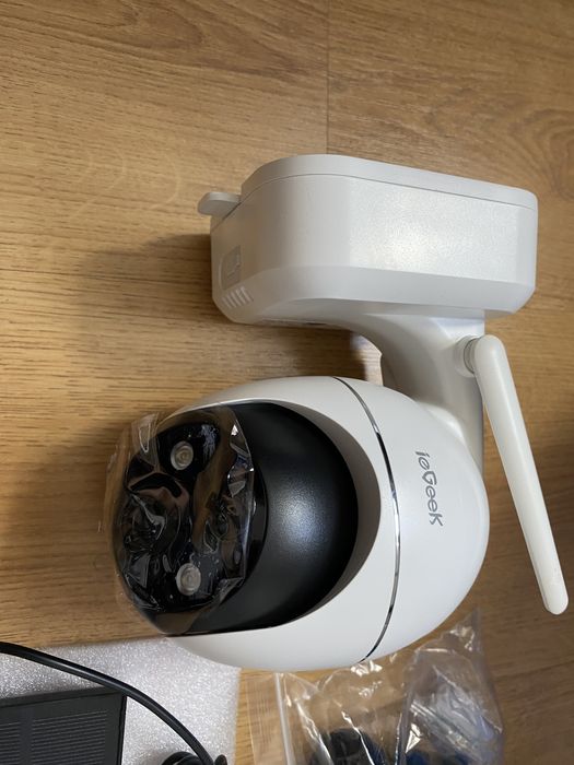 Kamera bezprzewodowa solarna ieGeek 2K/3MP WiFi 360° PTZ detekcja ruch
