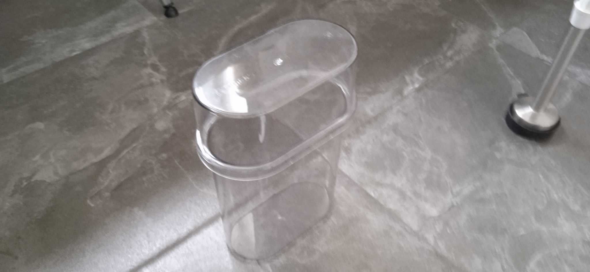 Blender ręczny Zelmer serii ZHB16
