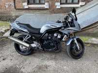 Мотоцикл Спорт Yamaha Fazer 600 (FZS600)Турист Honda кубов FZS6 R1