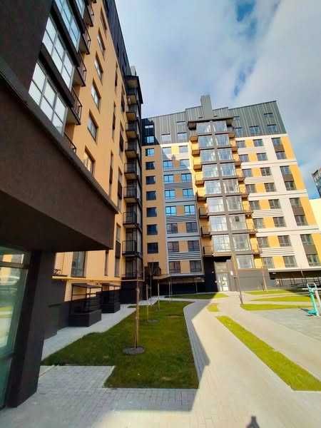Продаж 2-кімнатної квартири в зданій новобудові на Озерній
ID: 37613