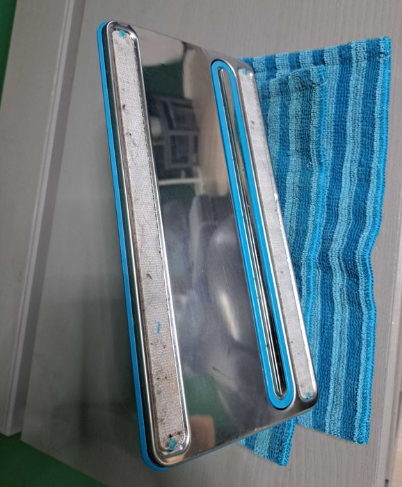 Odkurzacz pionowy Philips FC6405/01