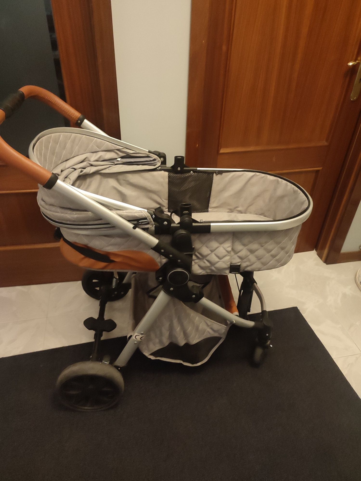 Carrinho de passeio + Babycoque + Alcofa