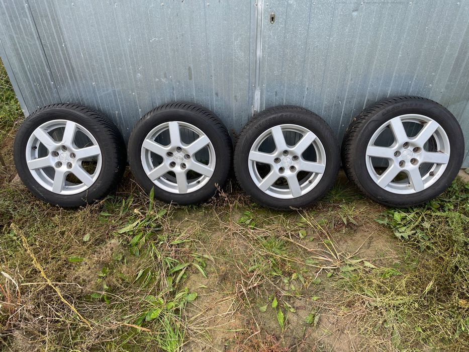 Opony wielosezonowe 205/55/16 na alufeldze 5x108 et 40