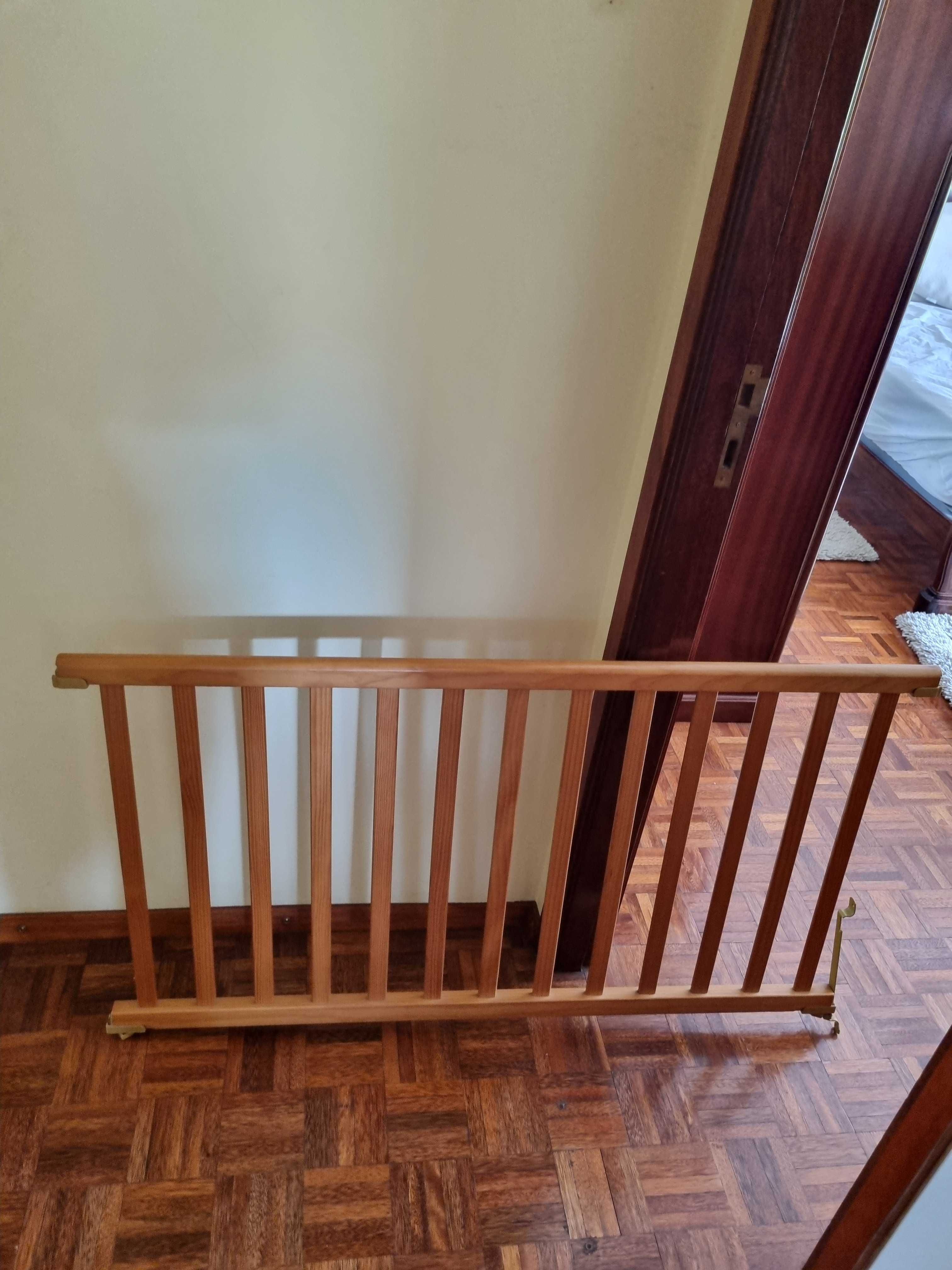 Berço com colchão