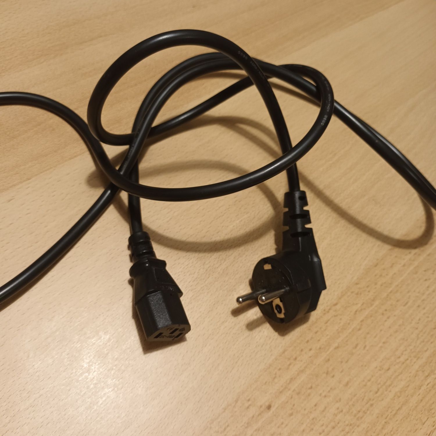 kabel zasilajacy