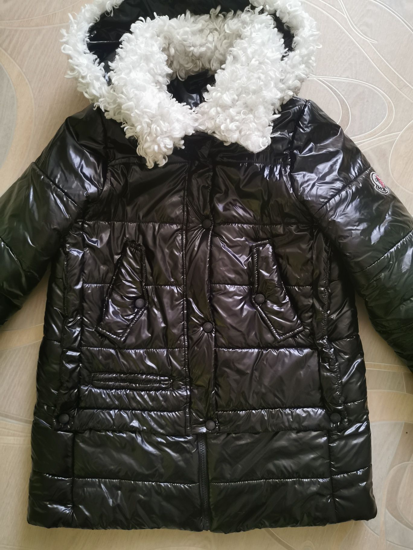 Куртка зимова Moncler xs, s