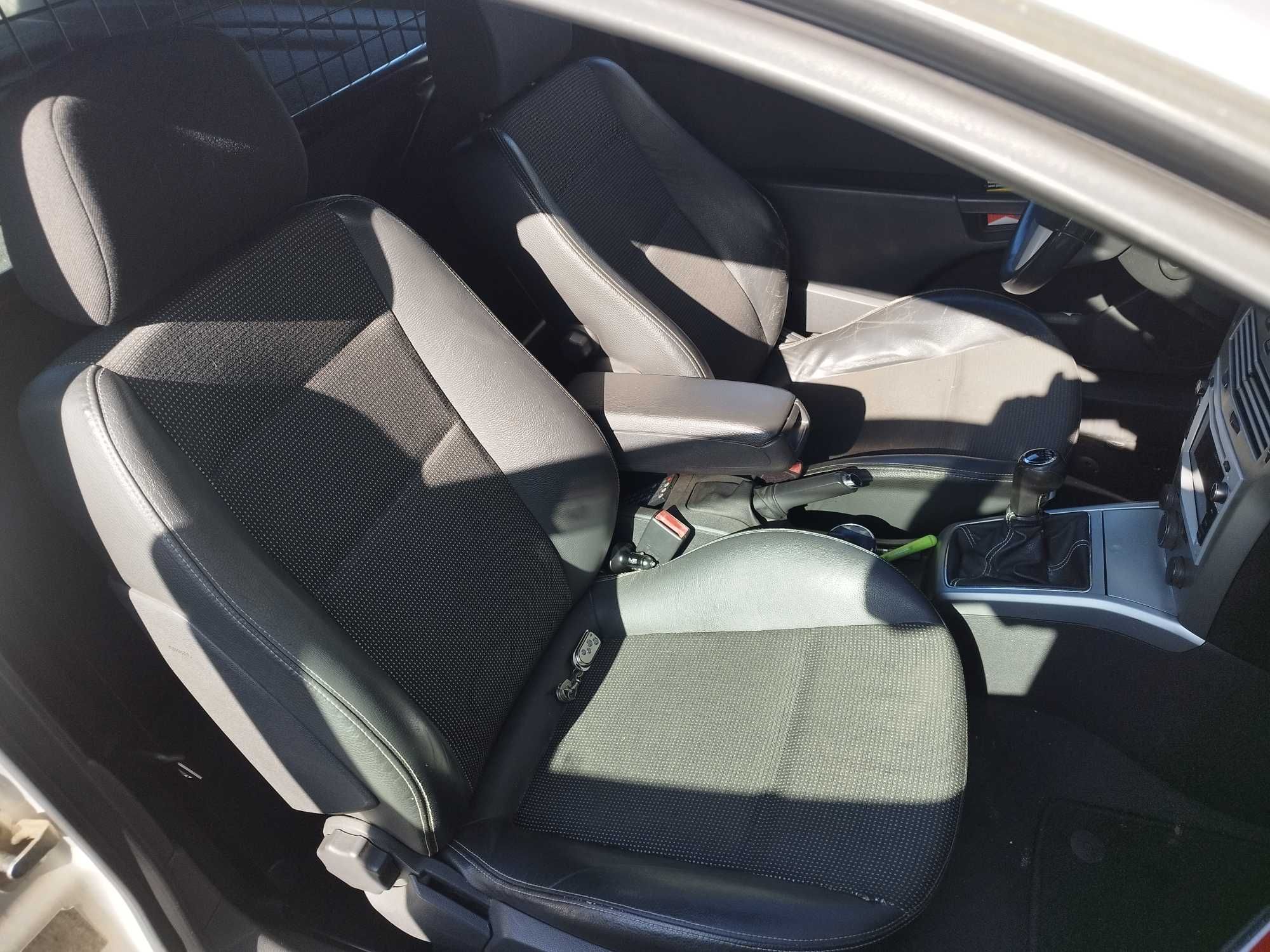 Opel Astra H GTC 1.9 CDTI 150cv