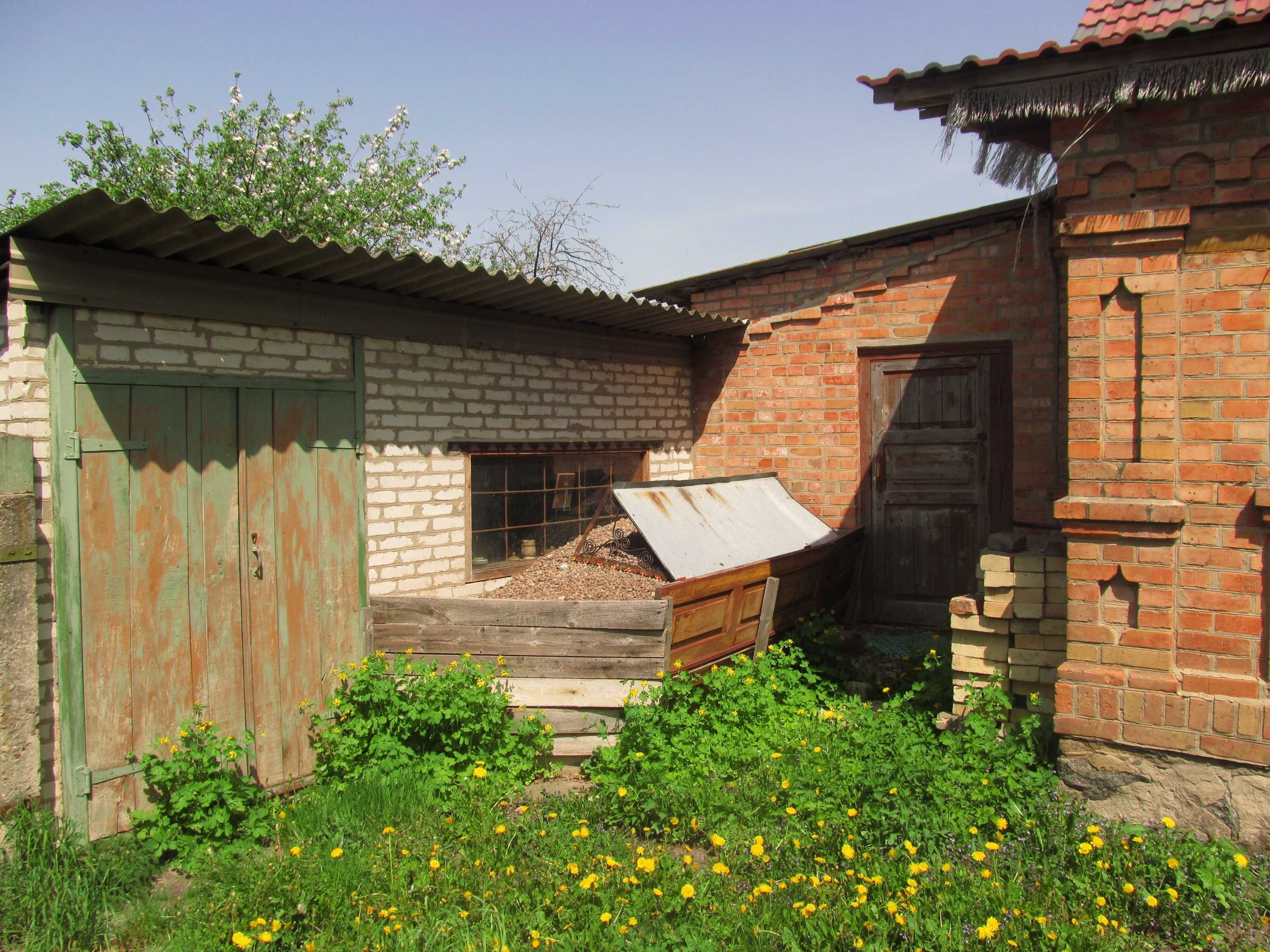 Продаю будинок в с.Мирославка.Пишіть кого цікавить.