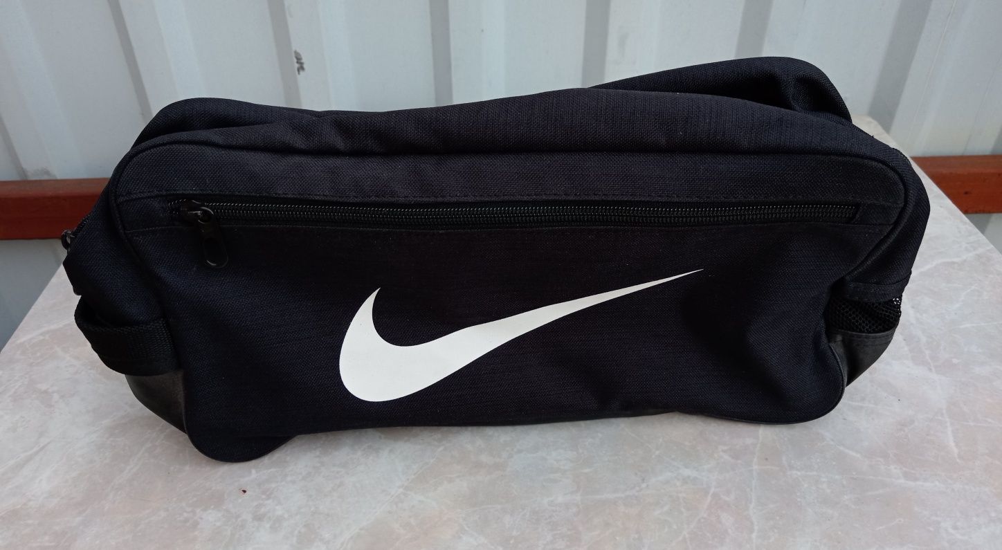 Оригінальна сумка для взуття Nike Brasilia BA5339-010