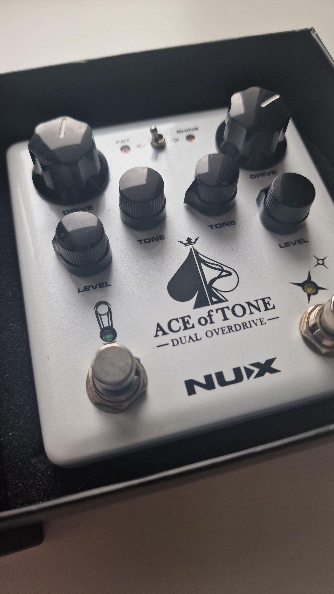 NUX Ace of Tone Efekt
