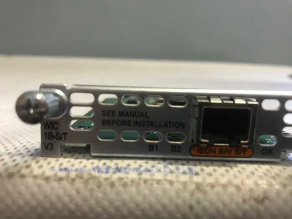 Модуль Cisco WIC-1B-S/T-V3