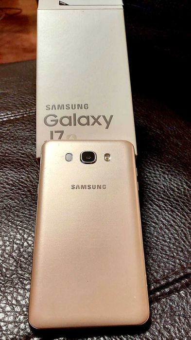 Samsung Galaxy J7