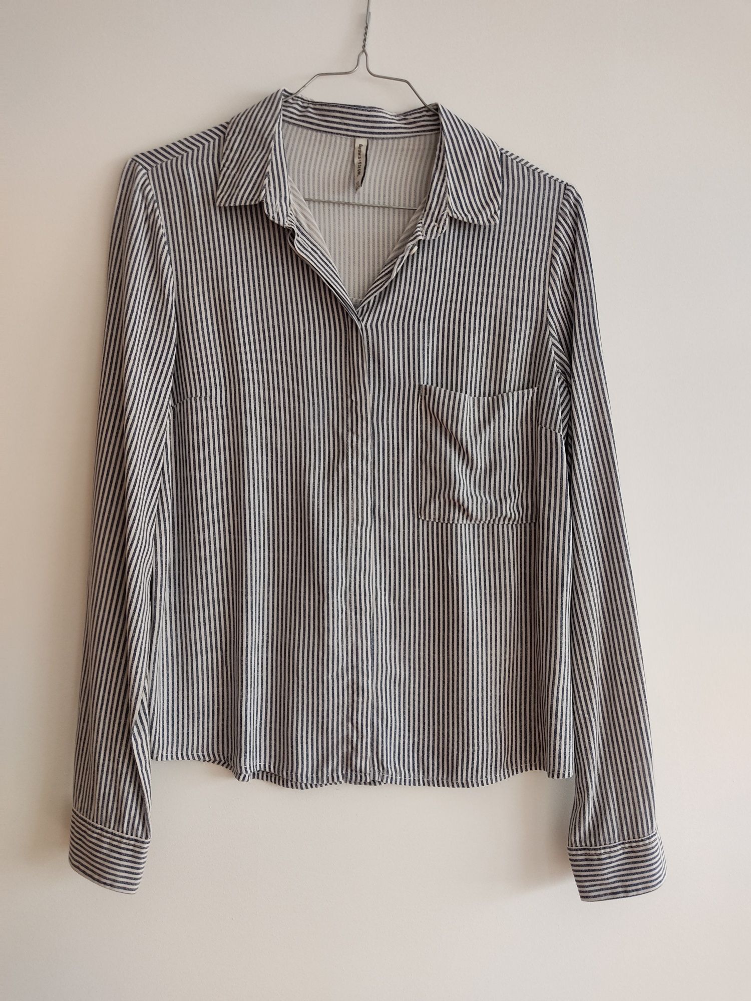 Camisa às riscas Bershka (Tamanho XS)