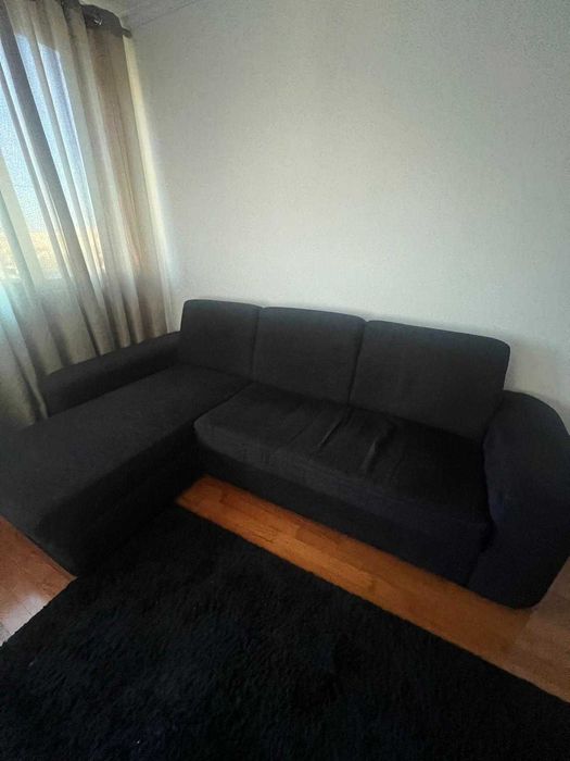 Sofá com Chaise Lougue  Bom Estado