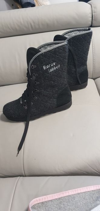 40 unisex 
Buty z filcu wełnianego