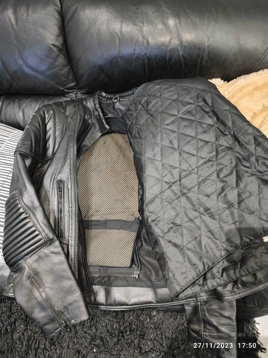 Casaco/Blusão Motard Vintage em pele, estilo Custom.