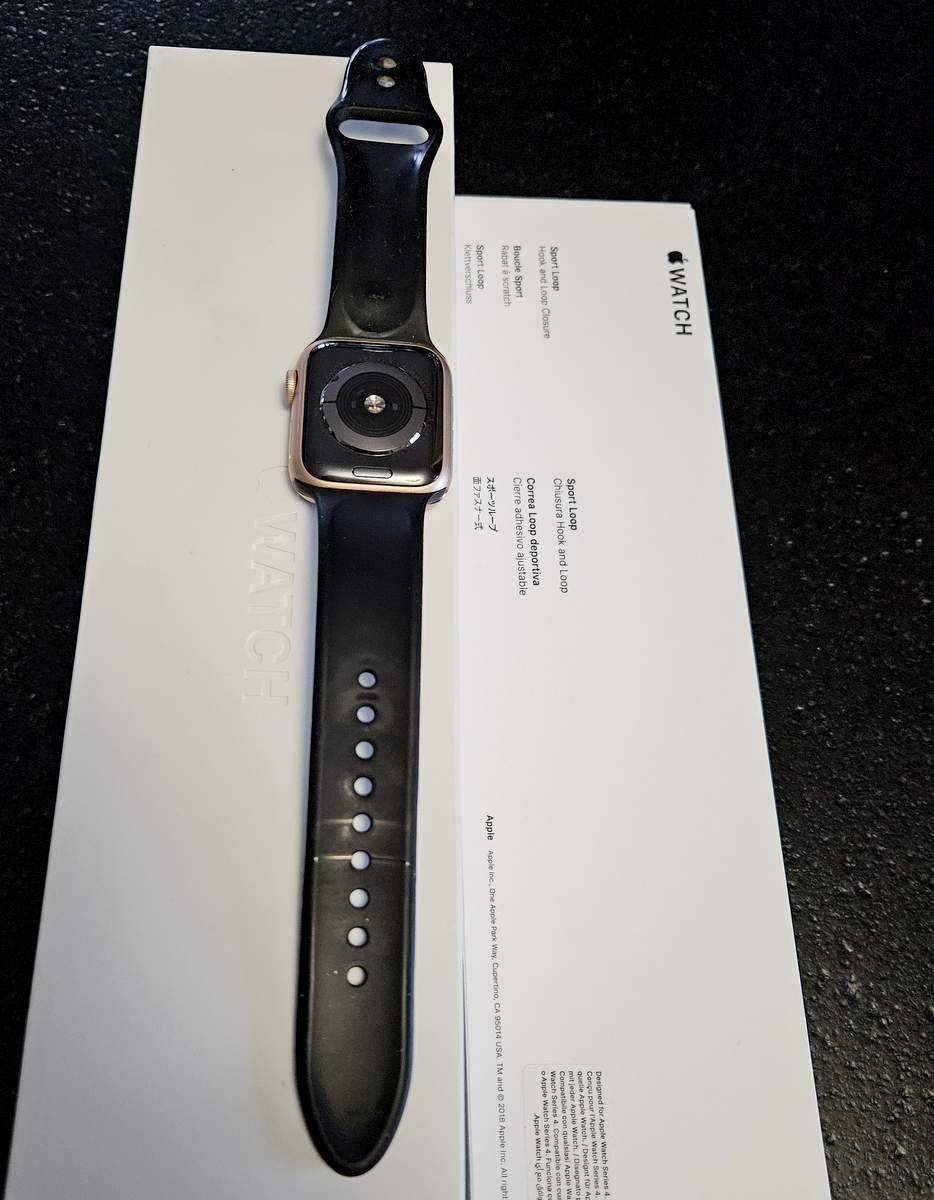 Apple iWatch seria 4 40mm GPS GOLD PINK + gratisy stan BDB !!!