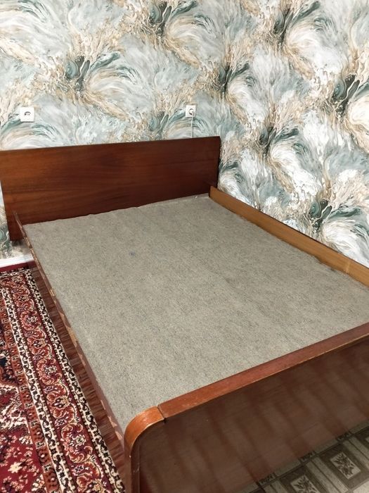 Ліжко двух  спальне  .