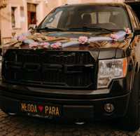 Dekoracja samochodu ozdoby kwiaty róże na samochód ślubny