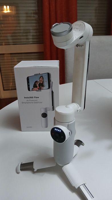 Vendo Estabilizador  insta 360 flow em perfeitas condições