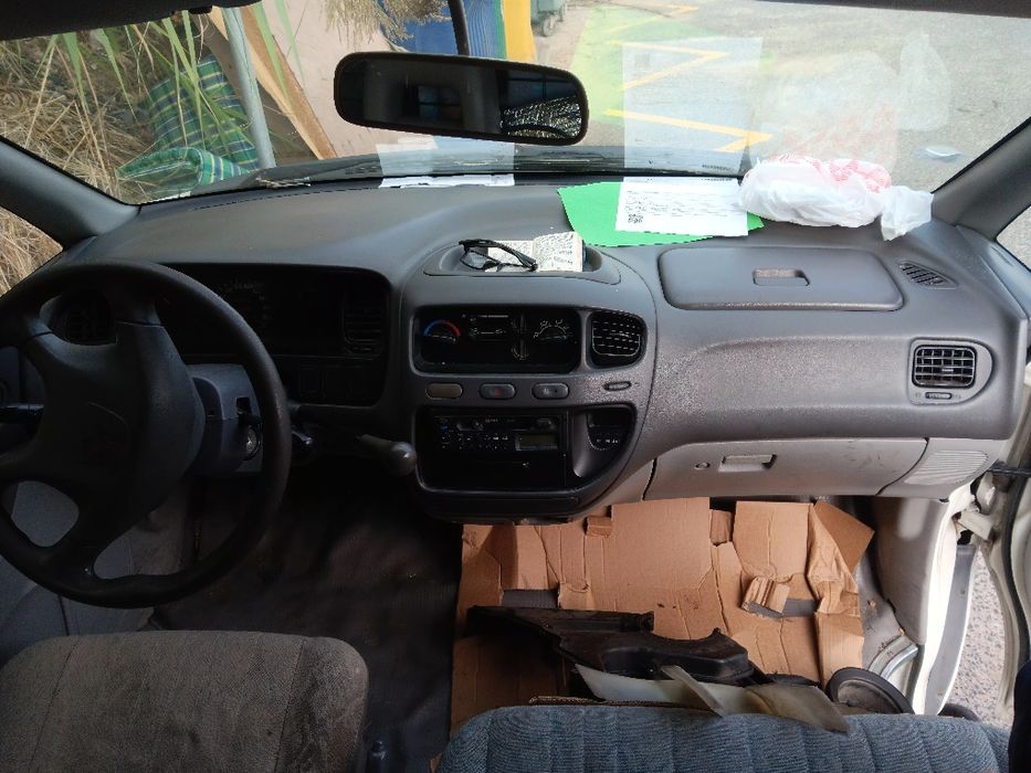 Vendo Mitsubishi L400