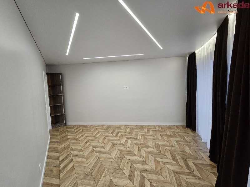 Двокімнатна квартира в новобудові в Центрі, р-н Панорами Плаза.