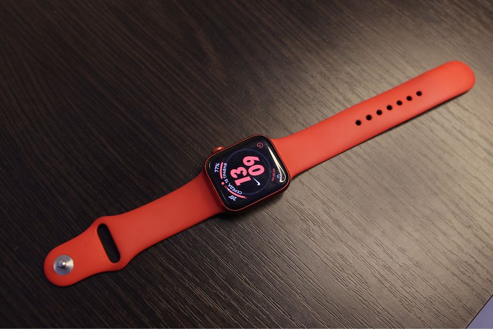 Apple Watch 6 Red 40mm