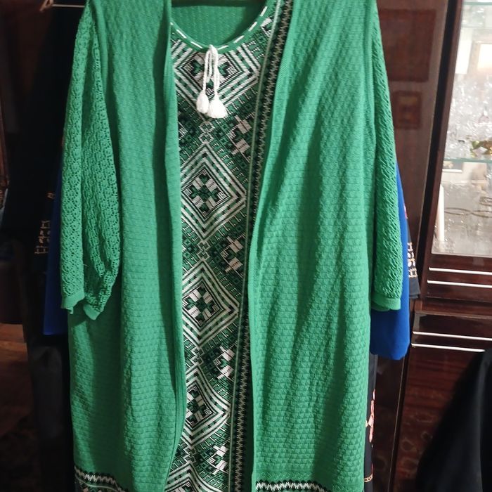 Комплект плаття та накидка  вишиванка дуже дешево