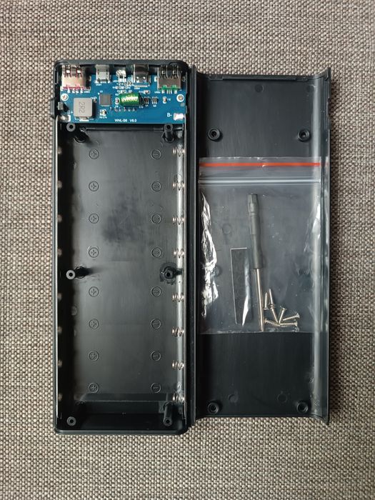 Корпус Повербанка, на 8*18650, Швидка зарядка 2 порти, QC3.0, 22.5W