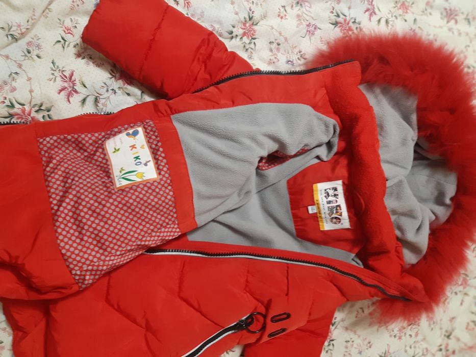 Для дівчинки. Зимова дитяча пухова куртка фірми КІКО 110 розмір