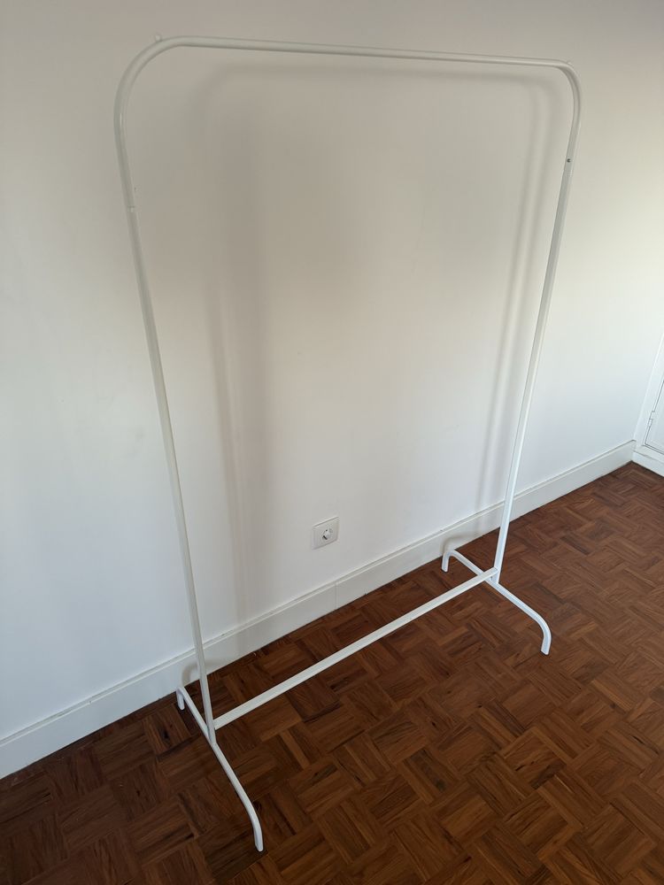 Stand para roupa