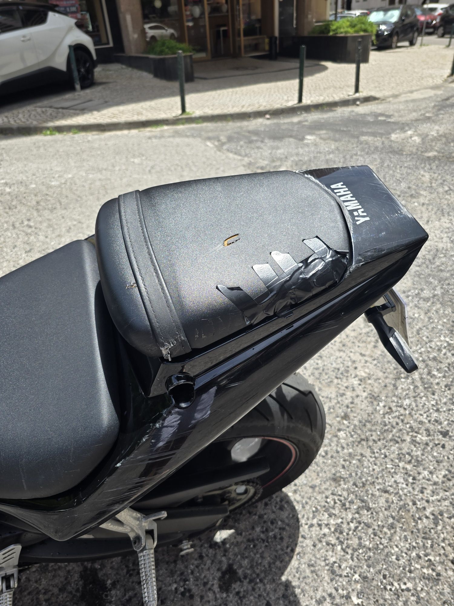 Yamaha  R6  2005